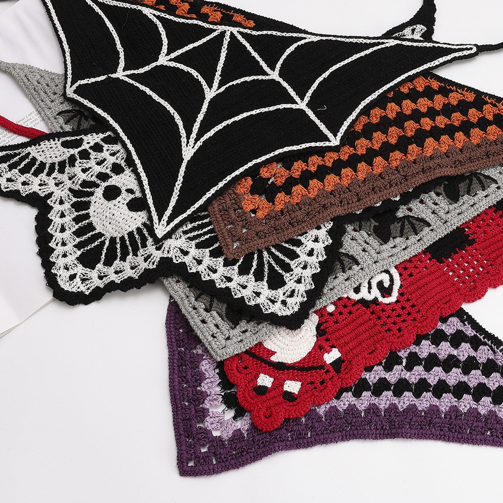 Cosplay Bat Prop - Topi Syal Segitiga Rajut Katun Motif