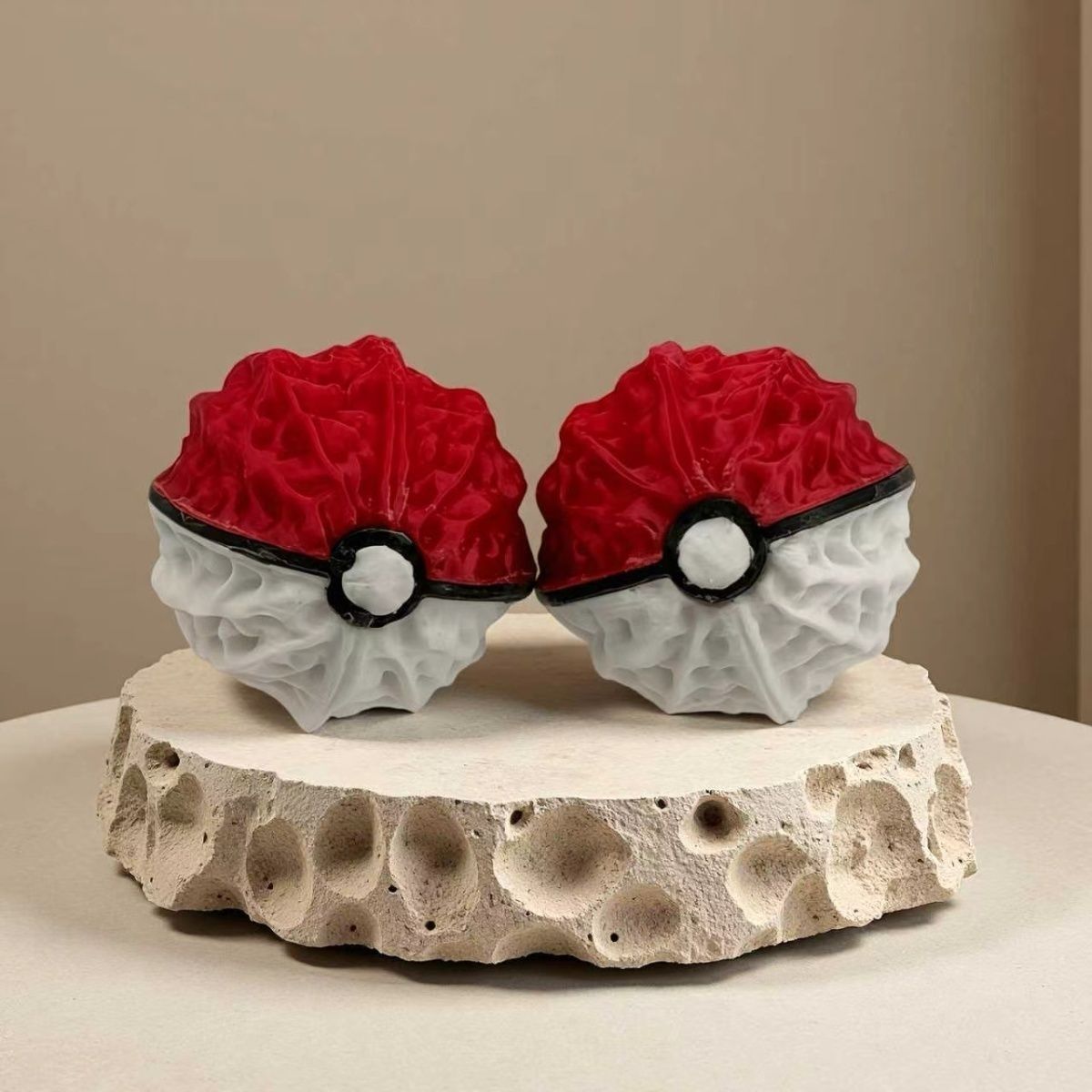 Pokemon Pokeball 3D Walnut Mer - Pokeball Cosplay Prop ulasan dan harga